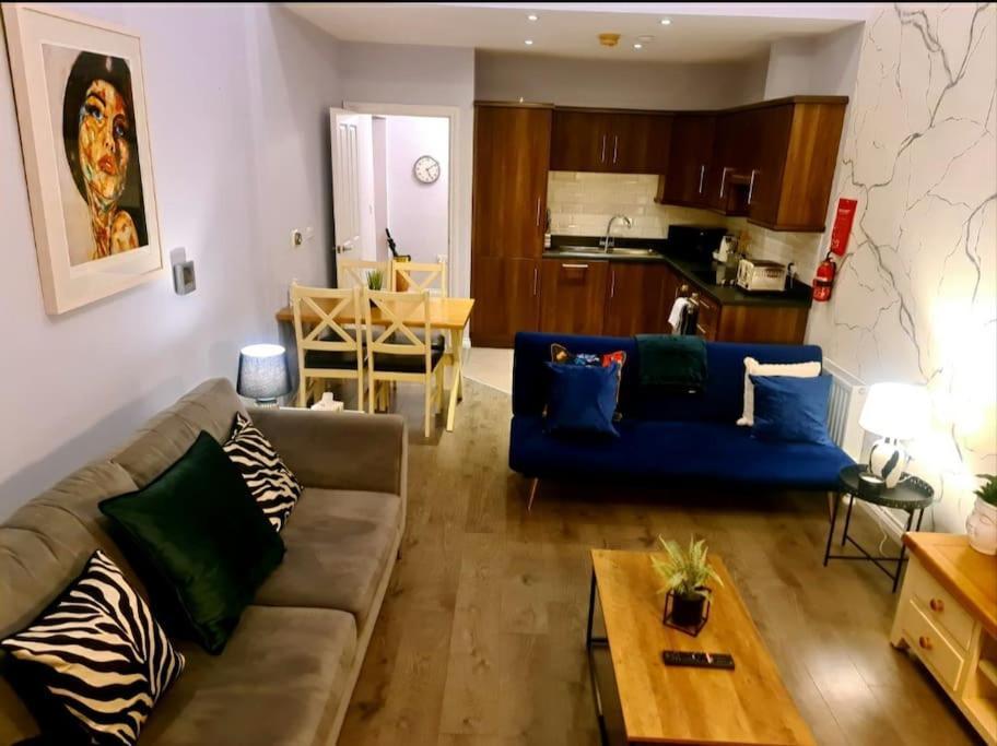 City Centre Top Floor Apartment In Belfast City Centre 外观 照片